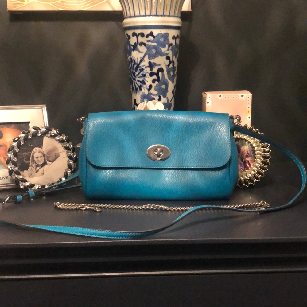 Coach crossbody and shoulder bag